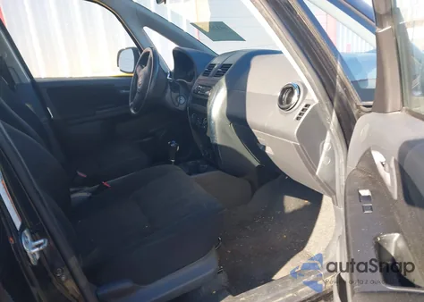 2010 Suzuki Sx4 Technology z USA, uszkodzony, nr VIN JS2YA5A32A6301282